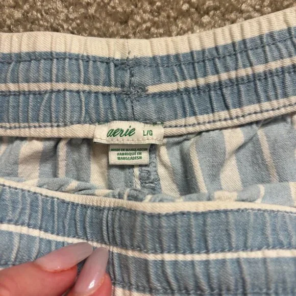 Aerie Pull-on Light Striped Denim Shorts Size Large Elastic and Drawstring - Picture 3 of 6